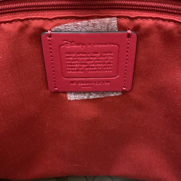 💥💥SOLD💥💥NWT Coach Disney Tote - Picture 3 of 4